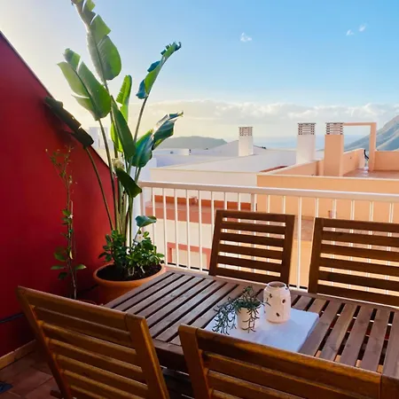 Lucie Exclusive With A Stunning View Apartment *