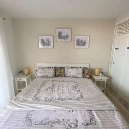 Lucie Exclusive With A Stunning View Apartment